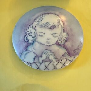 O&EG Austria Nightly Prayer, Iridescent Powder Jar, Bowl, Trinket Box 1899-1918